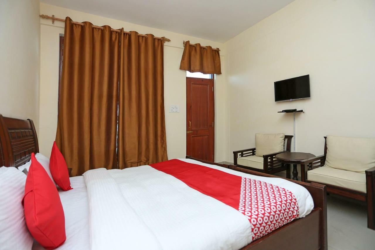 Oyo 35461 Deodar Villa Дармсала Экстерьер фото